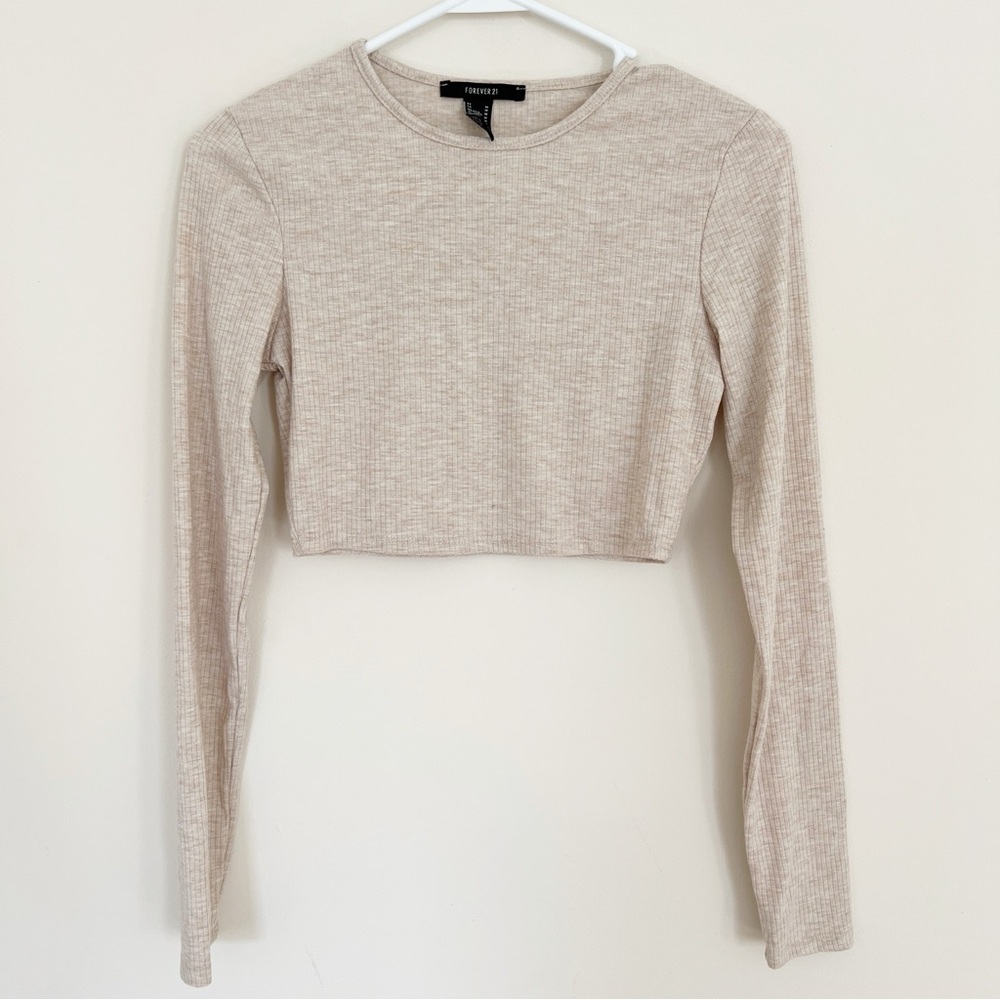 Forever 21 Beige Long Sleeve Crop Top Medium Round Neckline Minimalist Essential